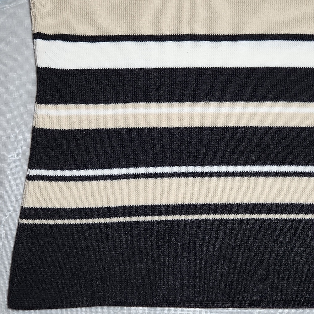 Reitmans Top - Picture 3 of 9